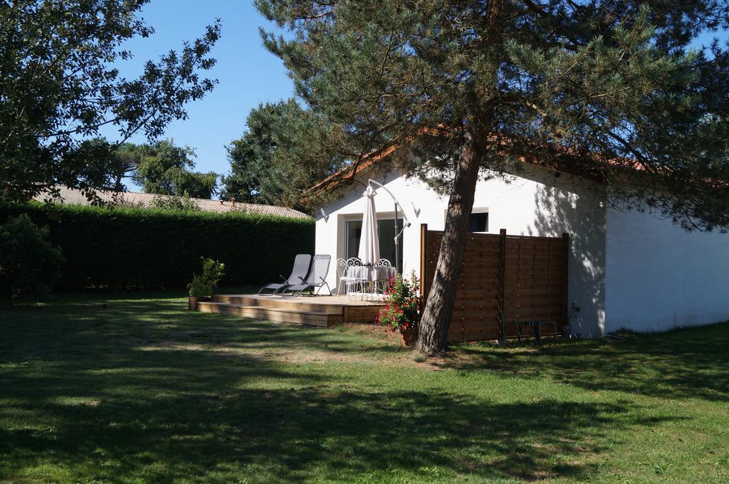 Gite La Maloniere Saint-Martin-du-Bois  ภายนอก รูปภาพ